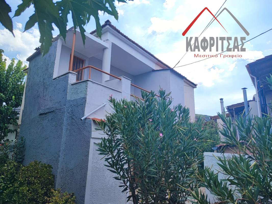 Θέρμο: Πωλείται πέτρινη διώροφη κατοικία